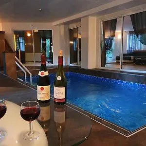 Bed & Breakfast Au Bois De Massier - D'hotes