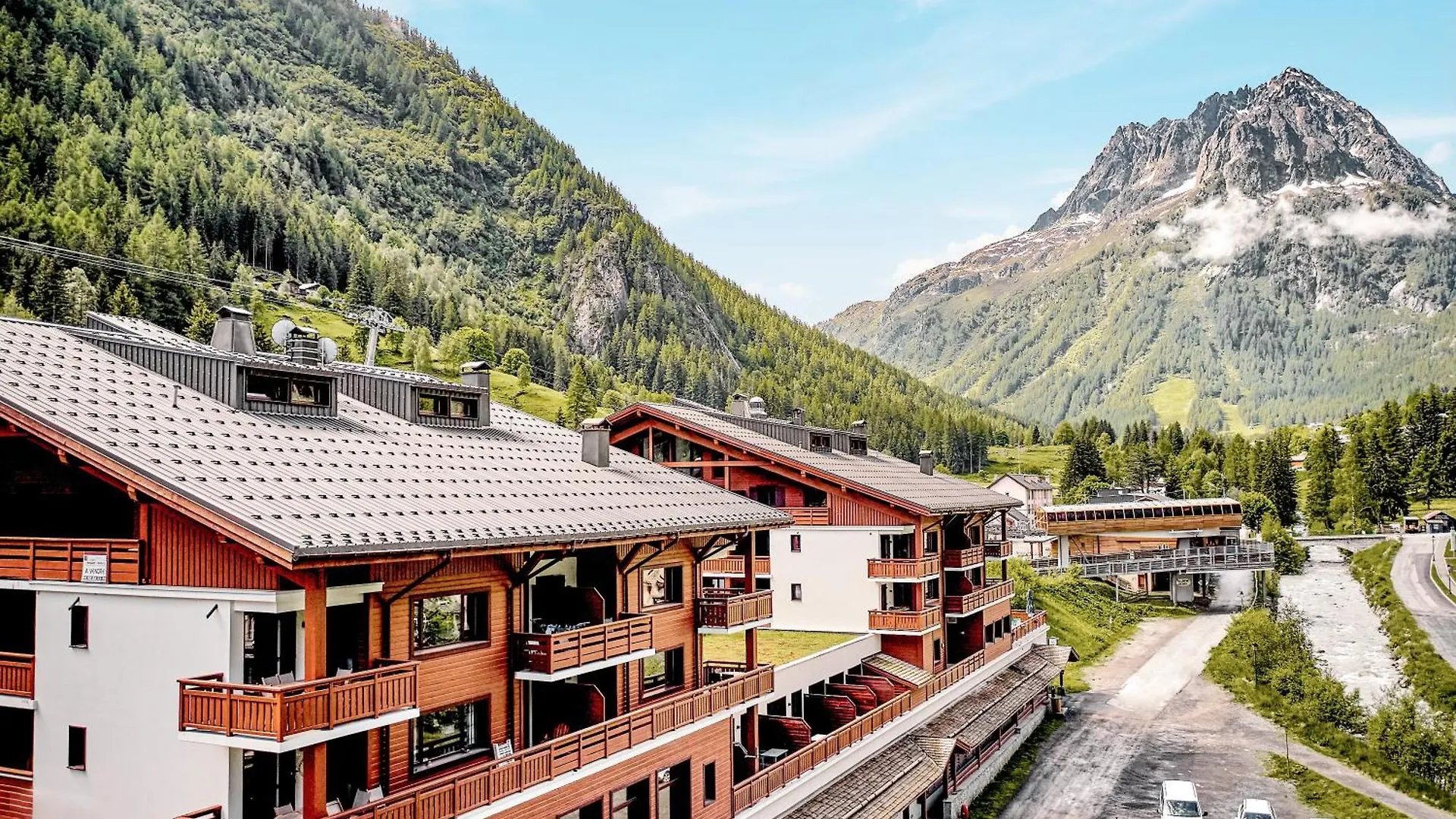 **** Appart hôtel Dormio Resort Les Portes du Mont Blanc Vallorcine France